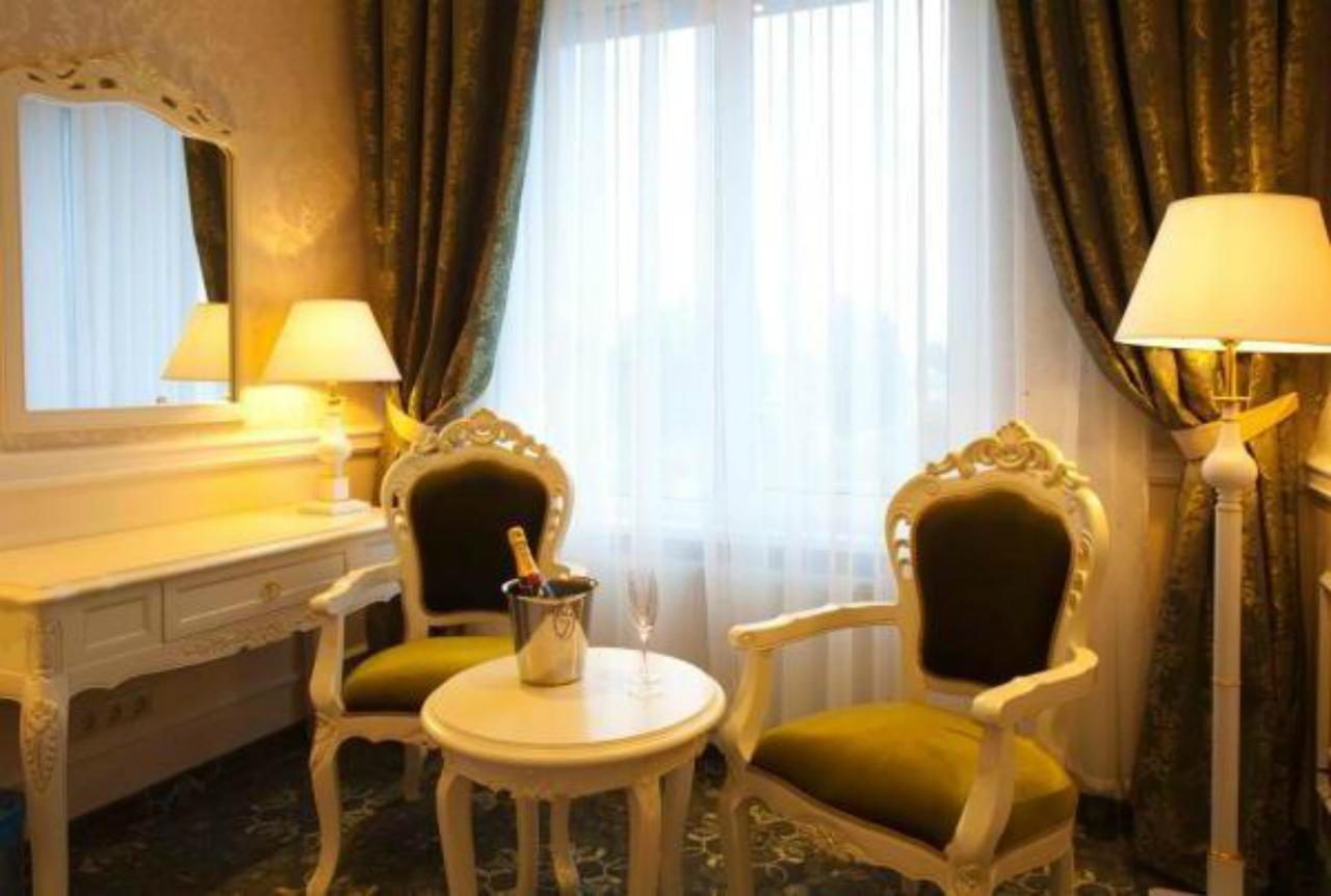 Royal Congress Hotel Kiev Buitenkant foto